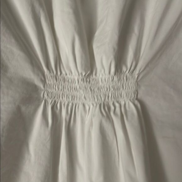 BCBGMaxAzria White Ruffled Fitted Blouse - Picture 7 of 8